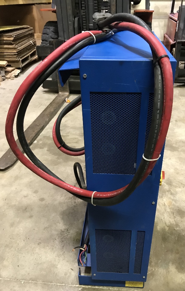 Benning, PowerHouse IHF Forklift Motive Battery Charger ,(Model: CR24F3