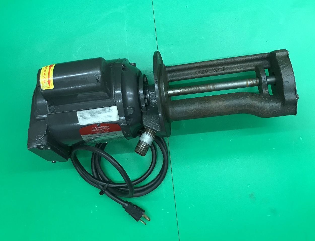 Gusher Pump, Model SP3XLONG, w/ Ruthman Machinery Motor .1 HP, 3450