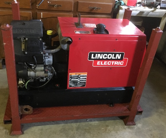 Lincoln Electric Ranger 10,000 Gas welder/generator K1419-4