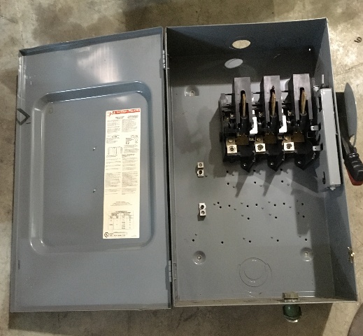 Square D 200 Amp Fusible Heavy Duty Safety Switch 600 Volts,