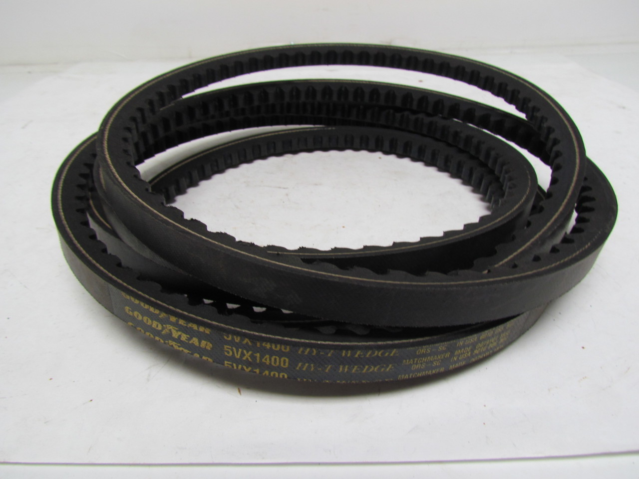 Cinghia Poly-V D&amp;D PowerDrive 5V1000/04 - 4 Bande, Larghezza 5/8" X 100" OC
