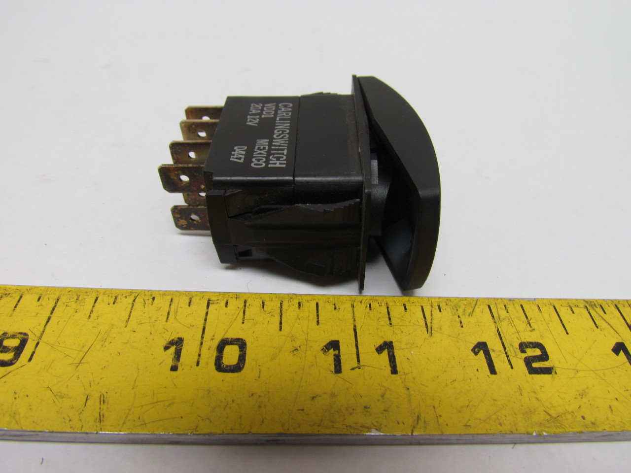 Carlingswitch V1D1 20A 12V _ Carling Technologies V Series Rocker ...