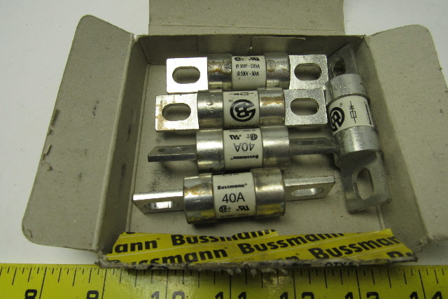thumbnail image 2 of Bussmann FWH-400A 400 Amp Semiconductor Fuse - 500 Volts, New In Box 2 of 4