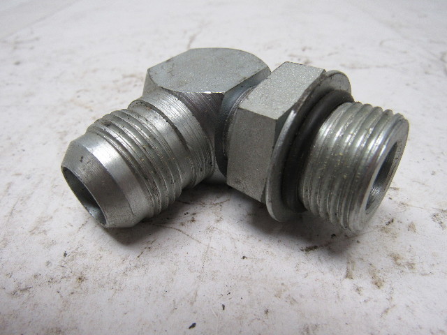 AF C5205-12-12 Hydraulic Adapter – 3/4" Male JIC (1-1/16-12) To 3/4" Male Pipe (1.050-14)
