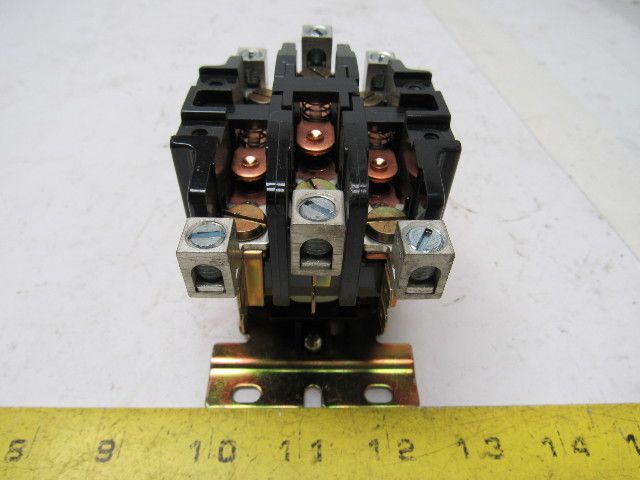 Contattore Magnetico Furnas 42FE35AG106 &ndash; Uso Definito &ndash; Bobina 208-240V