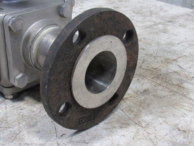 Triac 2R200DA 2" Stainless Steel Flange Pneumatic Actuator 2-1/8" 3 Way