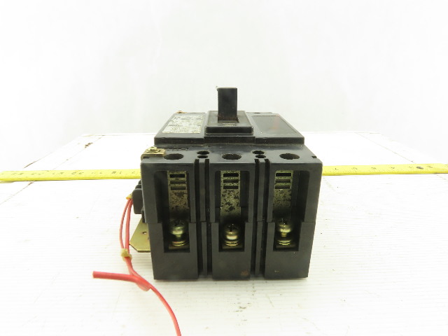 Fuji SA103 100 Amp Circuit Breaker 3 Pole 550VAC 250VDC | Bullseye