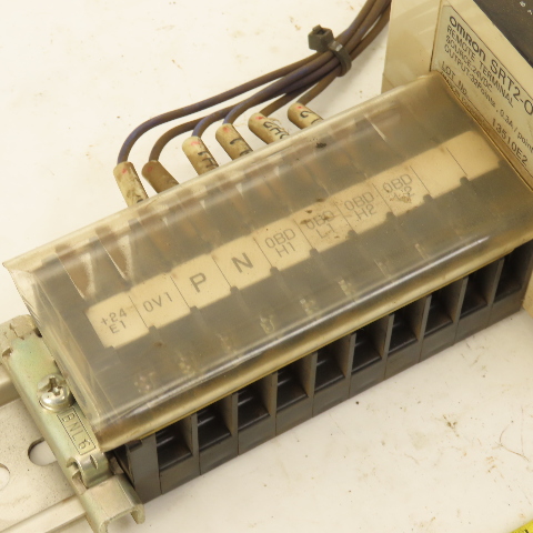 Modulo Omron SRT2-OD32ML-1 Uscita Remota 32 Punti PNP 24VDC - Usato, Buone Condizioni
