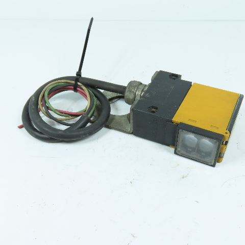 Omron E3B2-D2M4D-US Photoelectric Switch Omron E3B2-D2M4D-US Photoelectric Switch