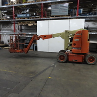 2000 JLG E300AJP Electric Articulating Boom Man Lift 500LB Lift 558 Hr.