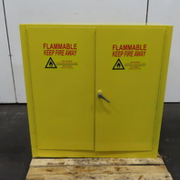 Justrite 30 Gallon Flammable Liquid Storage Cabinet No Shelf 43" x 18" x 44" T