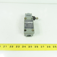 Allen-Bradley 802T-KP Oiltight Limit Switch Ser H W/ 40146-017-64 Operator Head