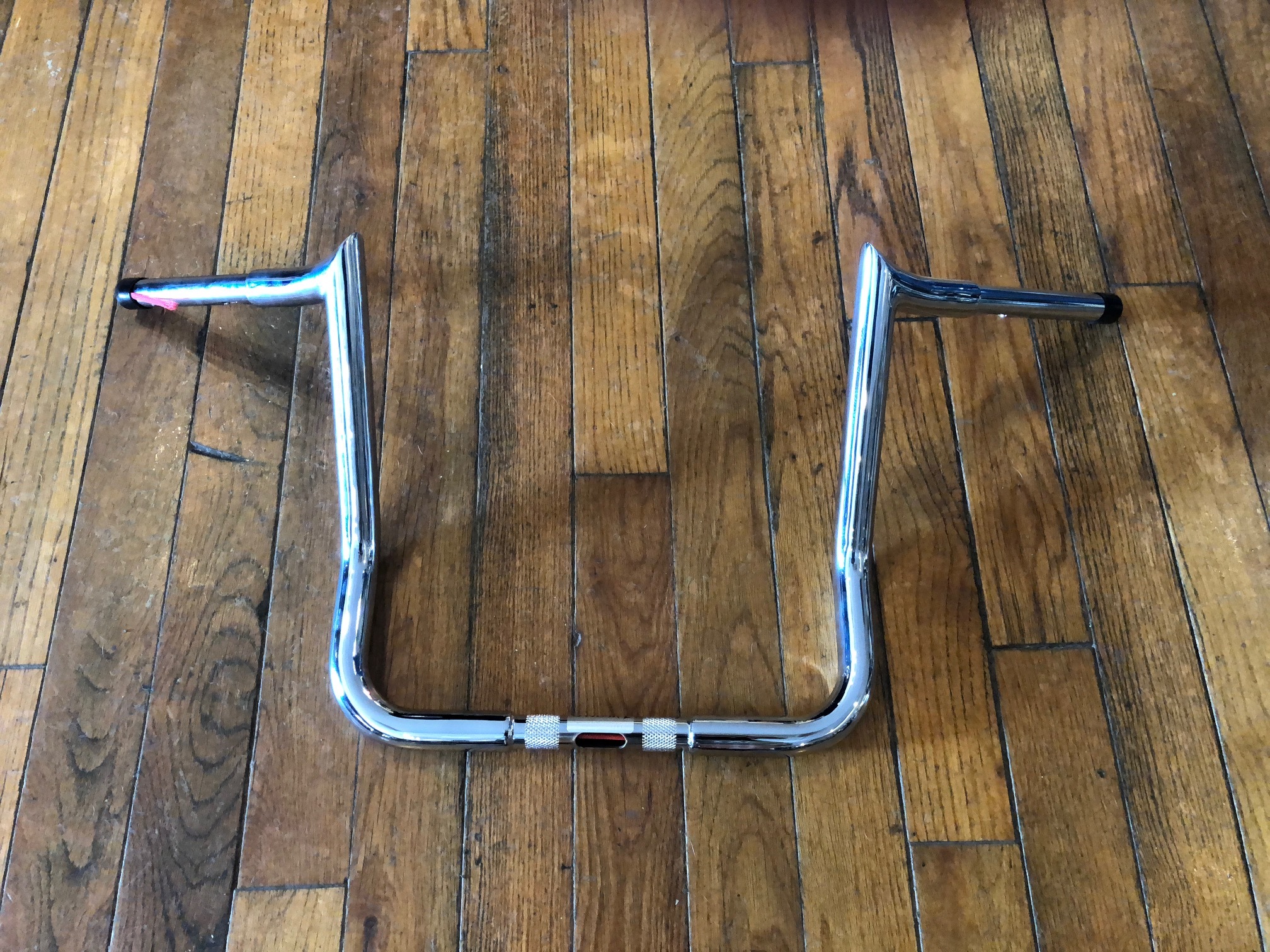 La Choppers Chrome 1 1/4" Hefty Prime 8" Ape Handlebars for 1519