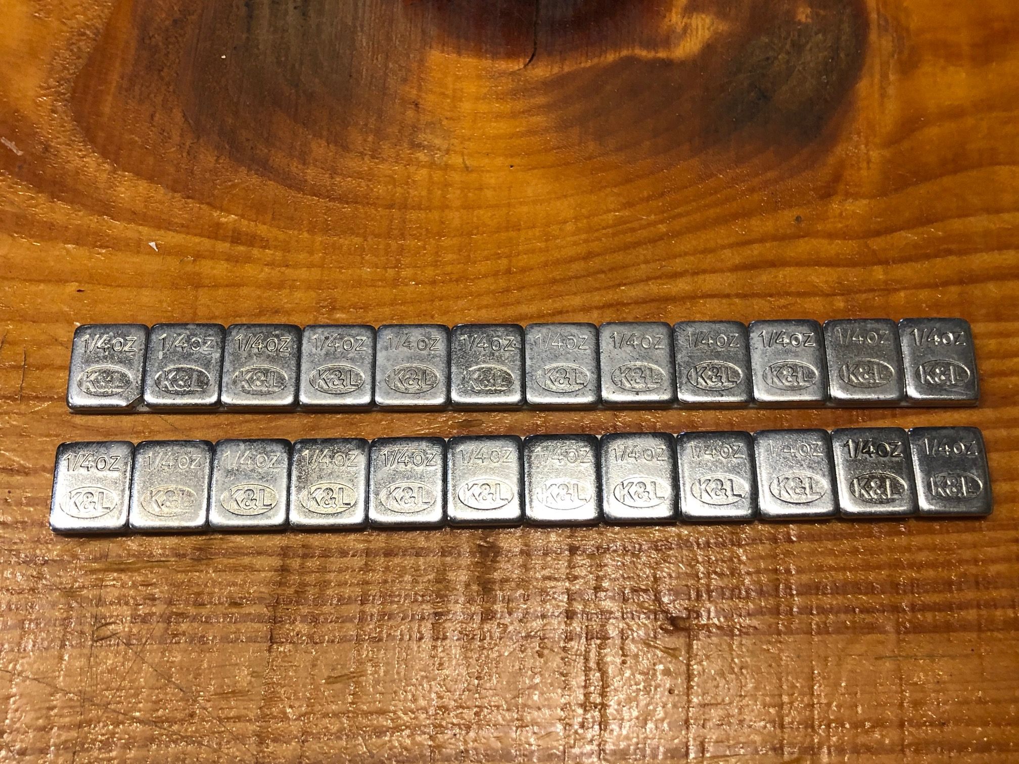 K&L Supply Chrome 0,25oz Adhesive Stick on Motorcycle 24 Square Wheel