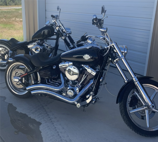 Danny Gray Weekday Solo Seat for 2000-2007 Harley Softail Deuce