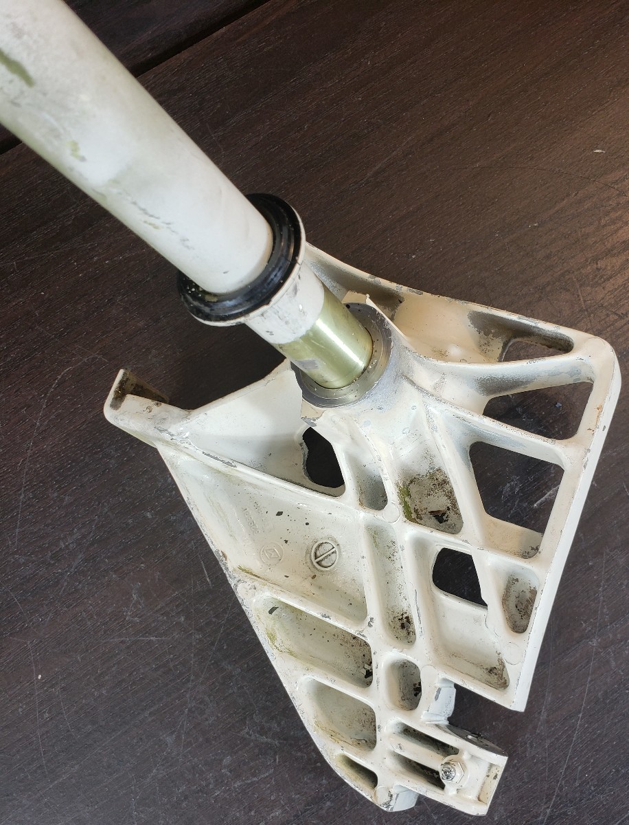 394059 Johnson Evinrude 19841996 Steering Arm Assembly 4 6 8 HP 2