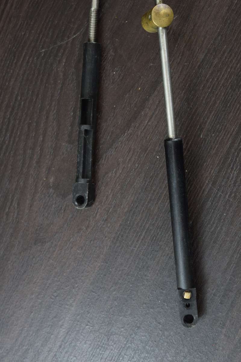 19801989 Mercury Mariner Tiller Handle W/O Kill Switch 48405A2 35 45