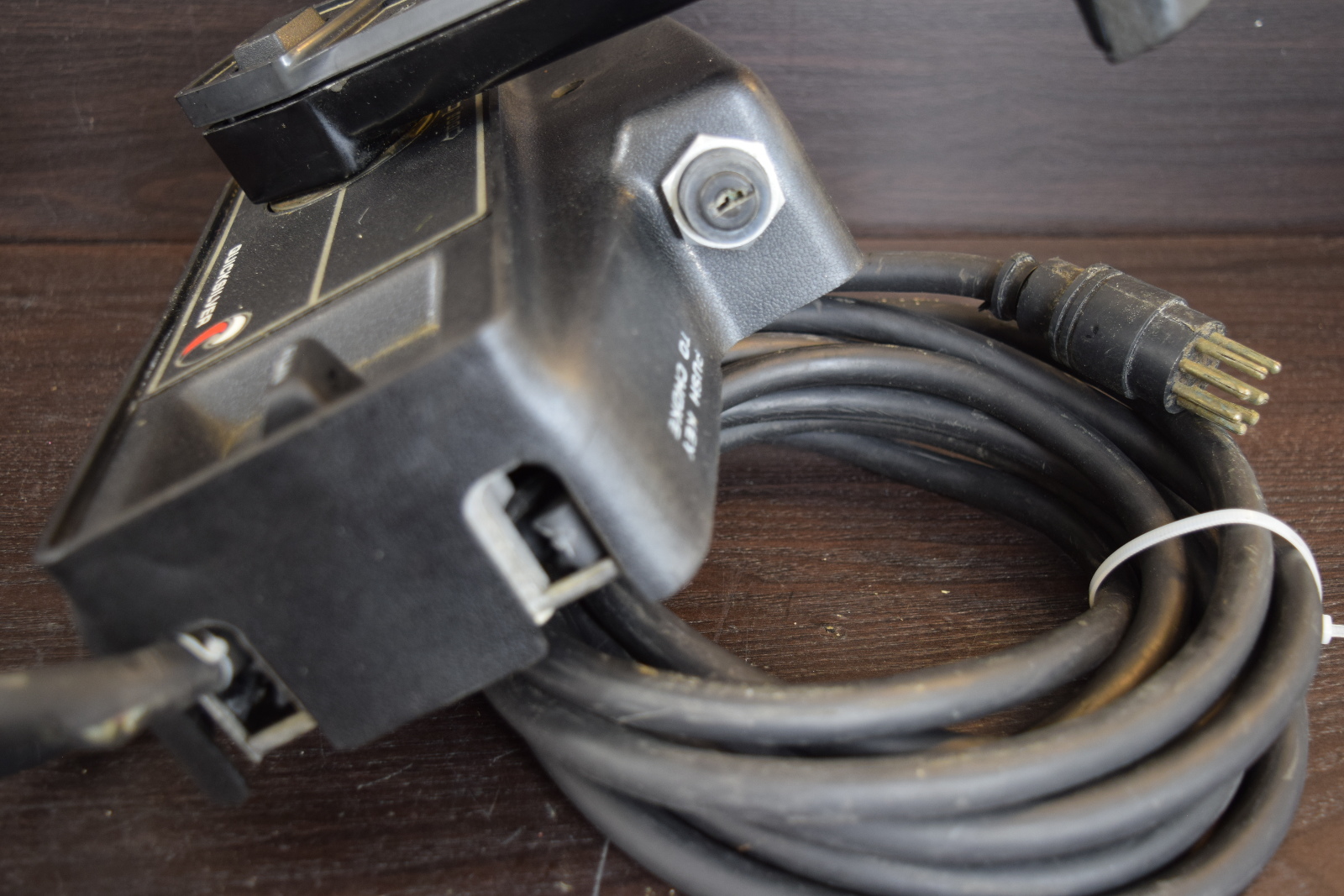 Quicksilver Top Mount Control Box