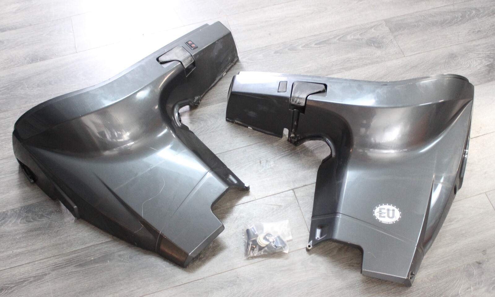 5009021 Evinrude E-TEC Graphite Lower Cowling Set 20" 200 225 250 HP AA AB