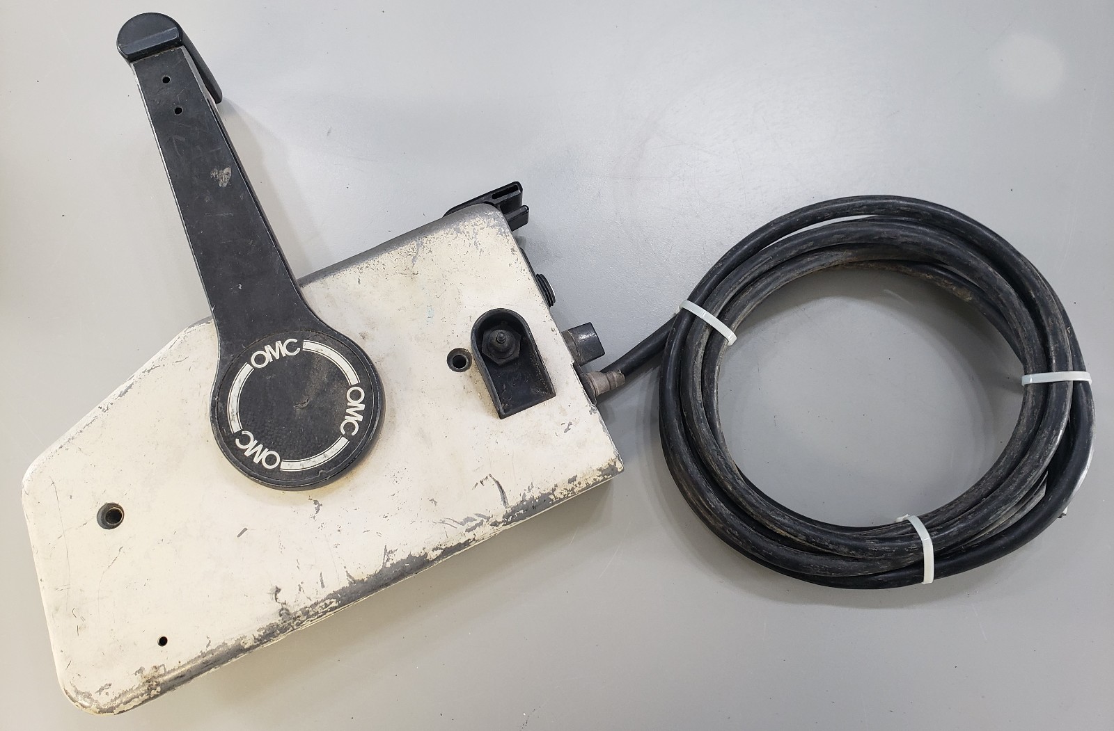 Johnson Evinrude OMC Side Mount Control Box W/ Harness Southcentral