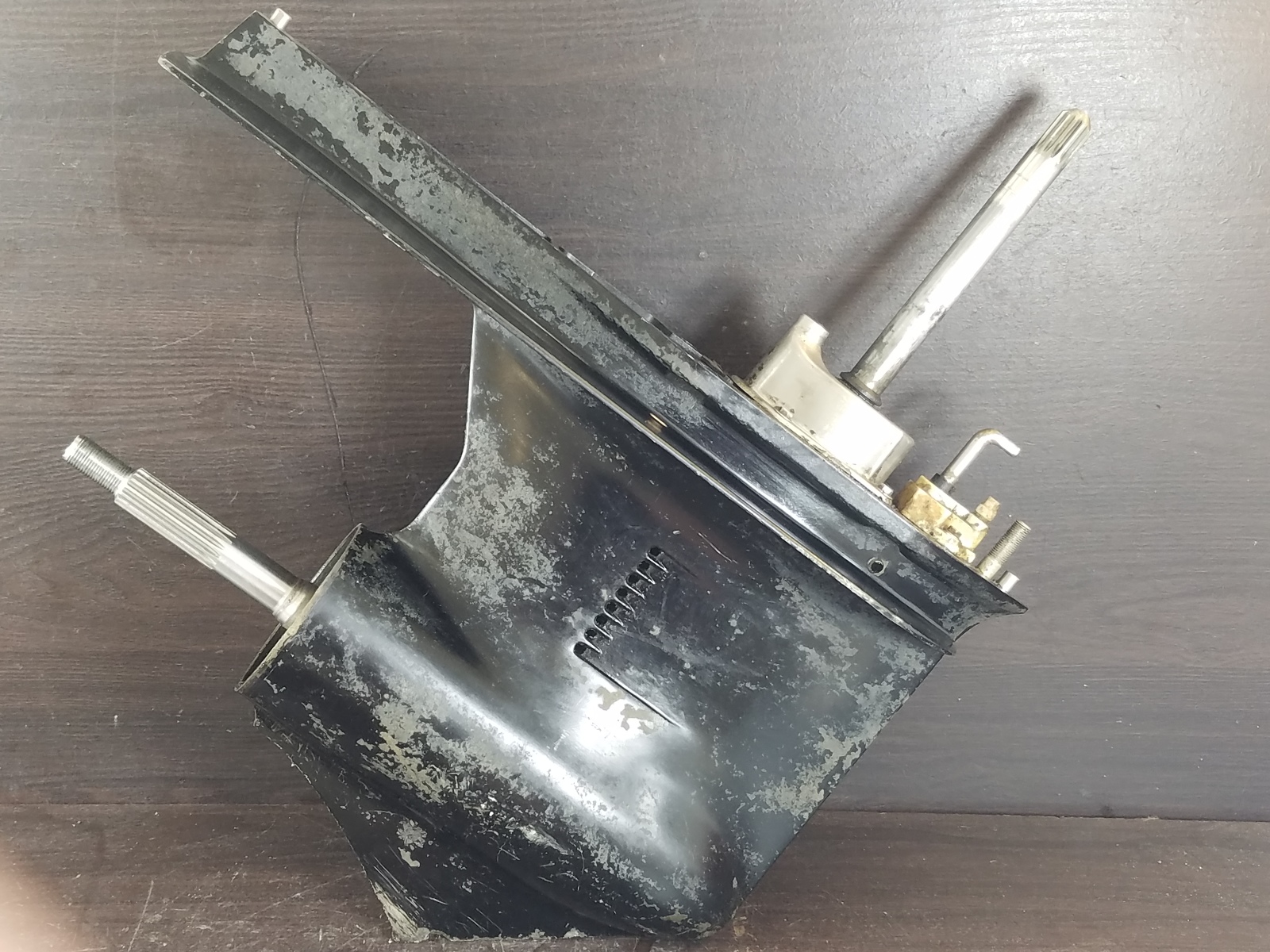 Mercruiser Alpha I Gen II ALPHA 1 GEN 2 Lower Unit FOR PARTS OR REPAIR