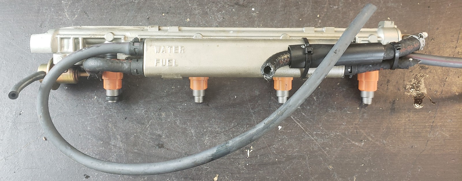 68V131600000 Yamaha 200006 & UP Delivery Pipe & Injector Unit 115