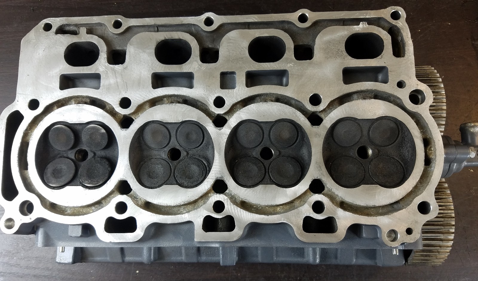 68V111100194 Yamaha 20042005 Cylinder Head 115 HP 4Stroke 4