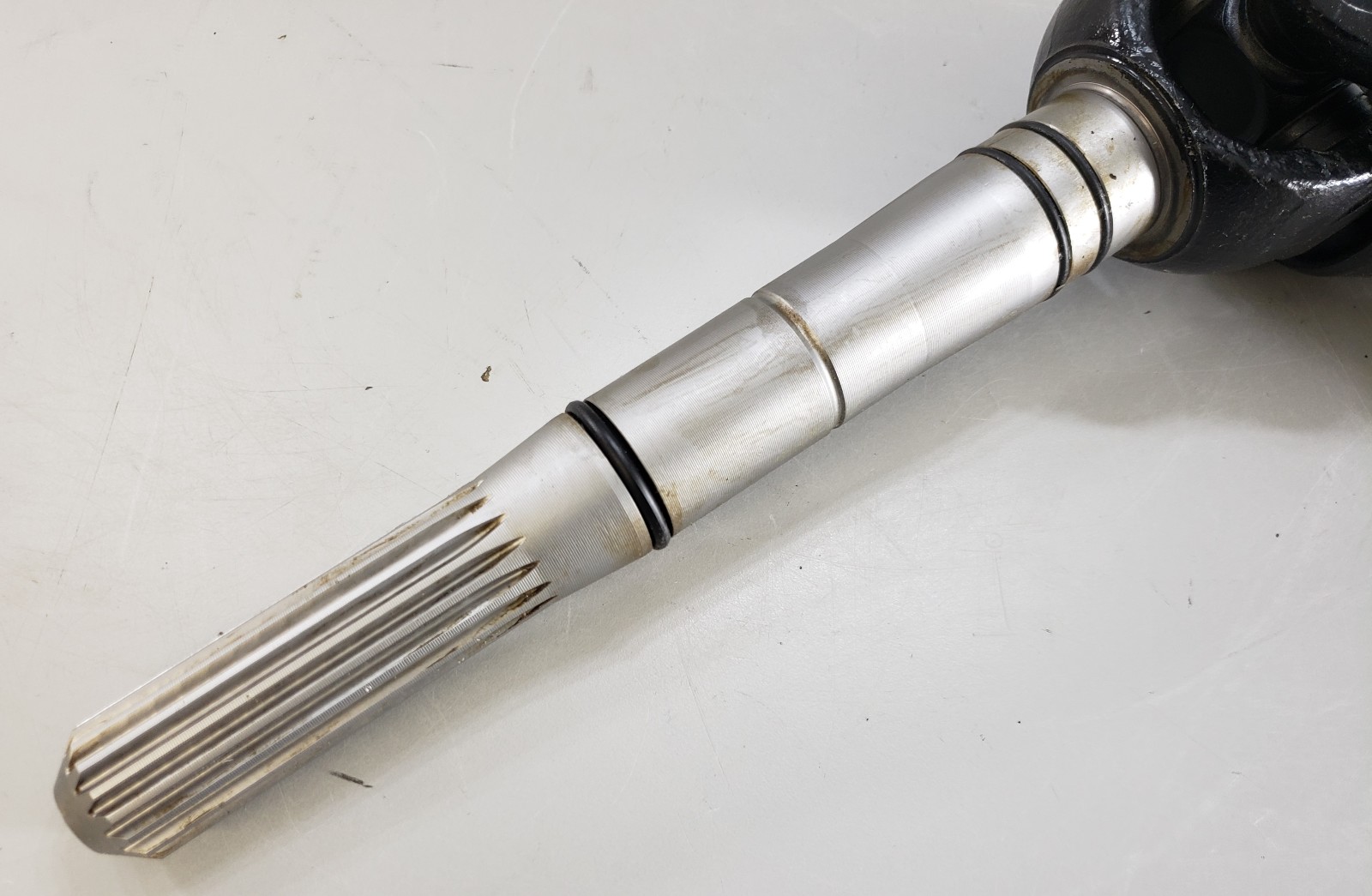 862129A1 Mercruiser Bravo X1 & X2 Universal U Joint Yoke Assembly 17/15