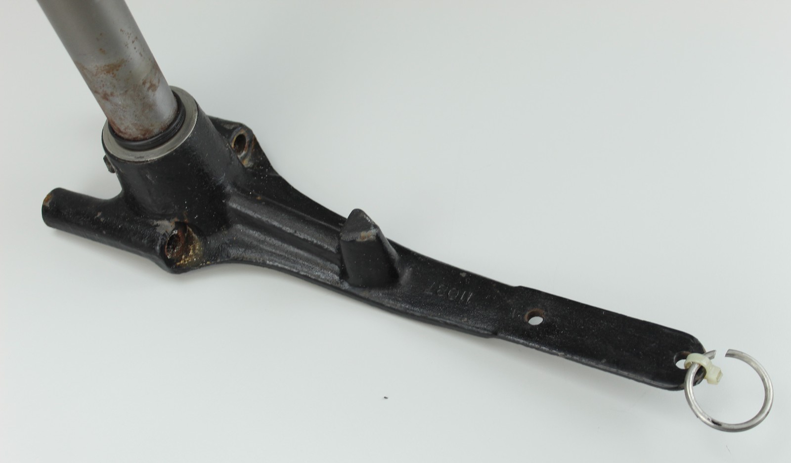 C 11087 Mercury Steering Arm Assembly 151/8" Long 21 Splines