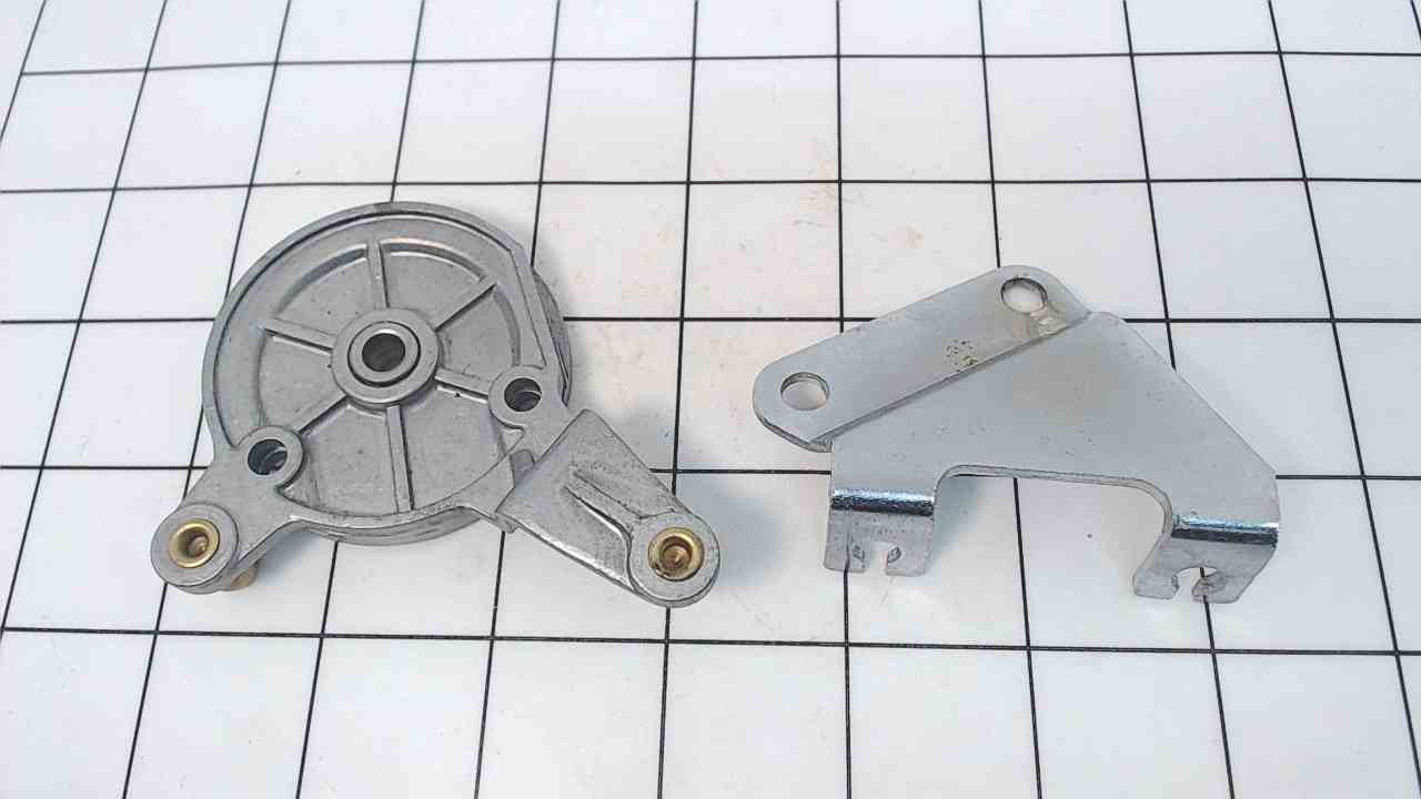 84858M 84859M Mercury Control Lever & Cable Retainer