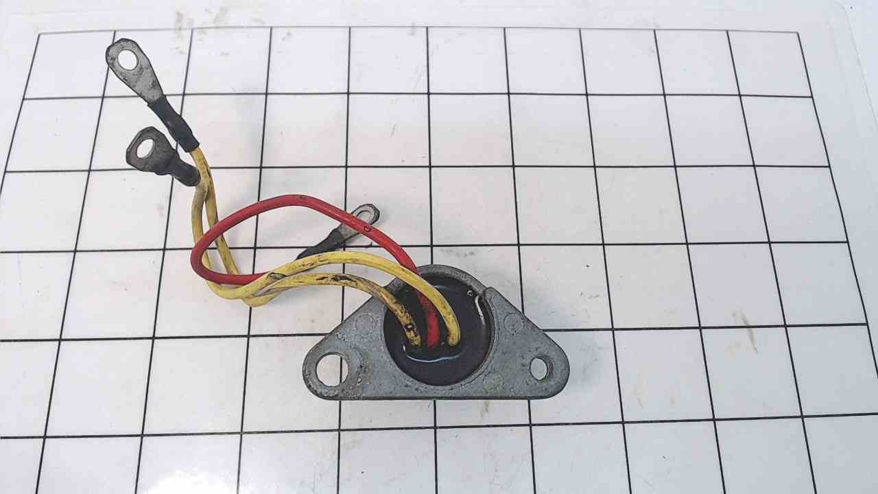 580841 Johnson Evinrude 19701978 3 Wire Rectifier 50140 HP