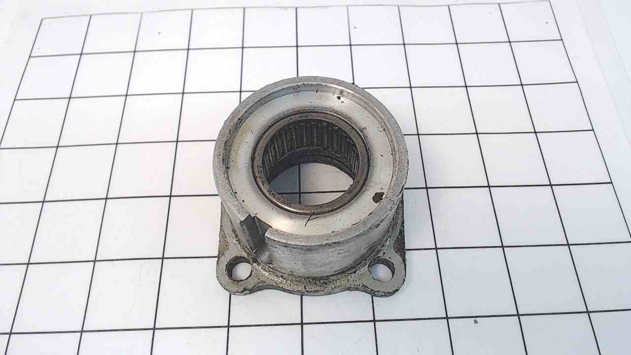5613087D00 Suzuki Drive Shaft Bearing Housing (No Seal) Southcentral