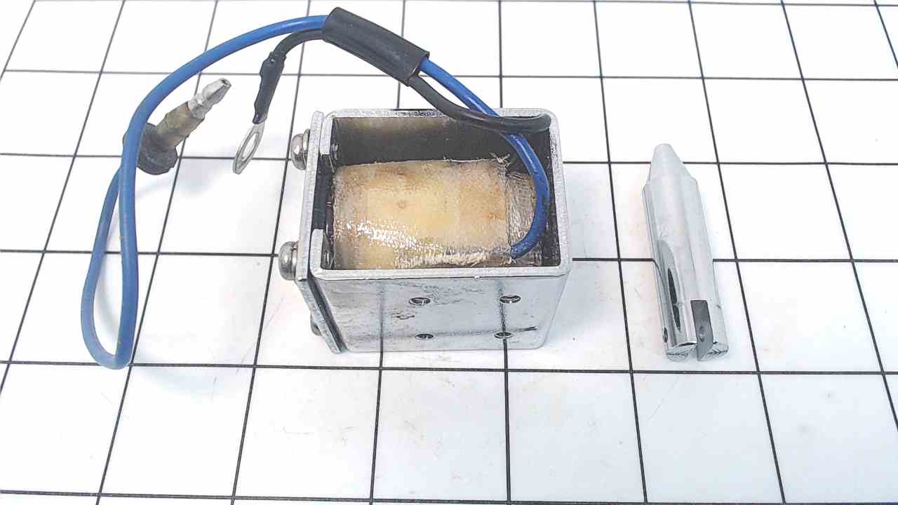 NEW! Yamaha Mariner Choke Solenoid 84940M Southcentral Outboards