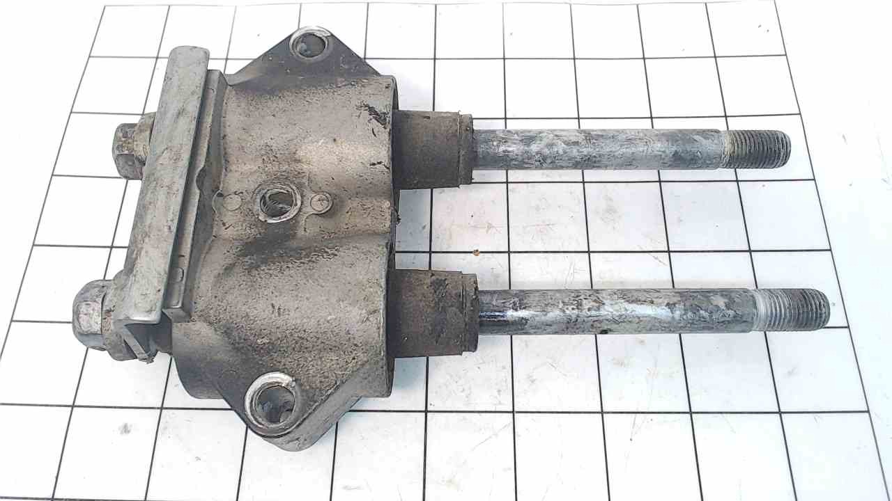 67F445140100 Yamaha Upper Side Mount Damper W/ Plate & Bolts