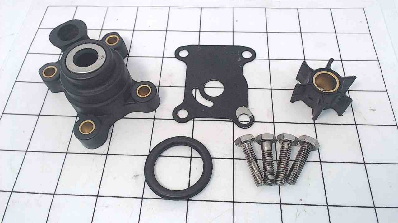 435390 318995 386084 Johnson Evinrude Impeller Housing & Seal W/Plate