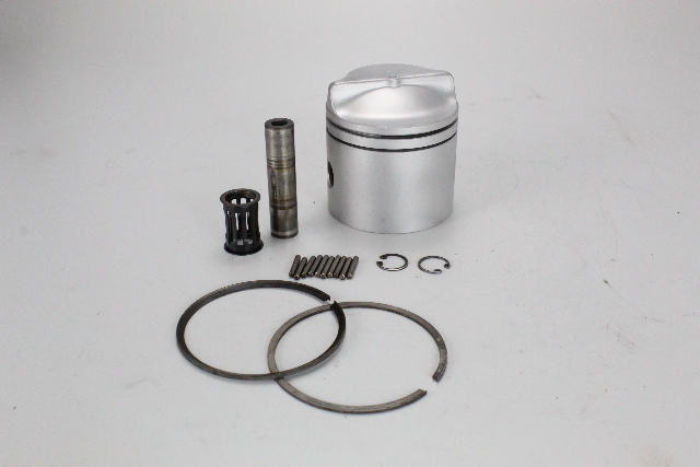389163 C# 323604 Johnson Evinrude 1976-1980 .030 OS Crossflow Piston 25 35 HP