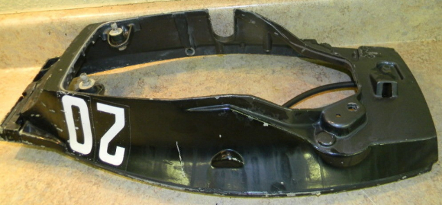 Yamaha Mariner Lower Bottom Cowling Cover from a 20 HP
