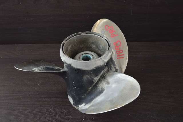 1976 & UP Johnson Evinrude 3 Blade 14-3/4 x 19 SST Propeller 387519 90 100+ HP