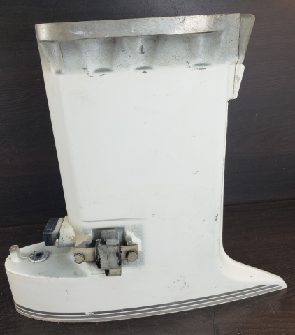 322076 0322076 Johnson Evinrude 1977-1982 20" Exhaust Housing 50 55 60 HP