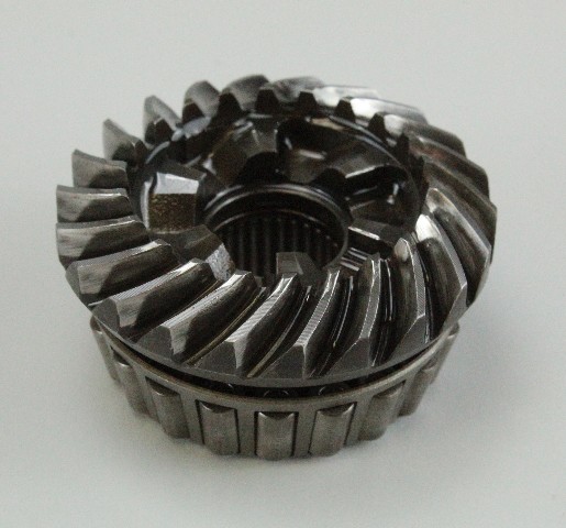 8M0008840 Mercury Forward Gear W/Bearing Unknown Years & HPs 22 Teeth