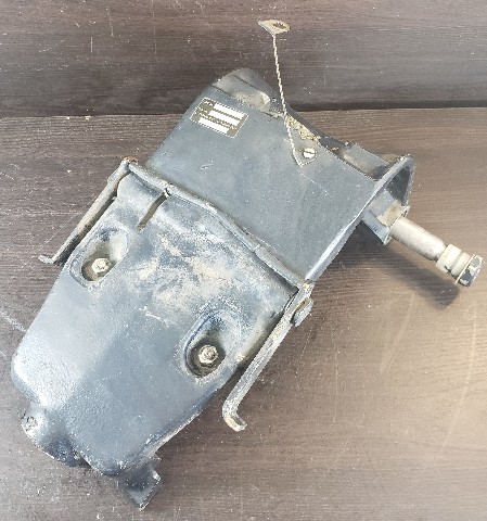 Johnson Evinrude 1989 - 1996 1997 Swivel Bracket 88 90 100 110 112 115 120 + HP