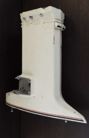 327797 431626 Johnson Evinrude 1987 XL Midsection & Inner Exhaust 200 225 HP V6