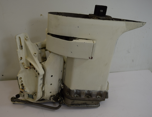 327896 390534 Johnson Evinrude 1987-1988 Complete 20" Midsection 40 50 55 HP