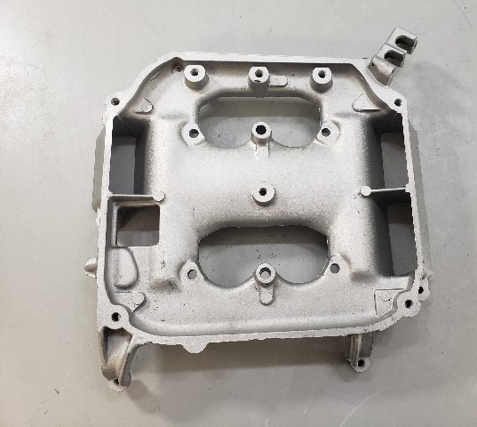 329611 Johnson Evinrude 1984-98 Air Silencer Base 88 90 100 110 112 115+ HP V4