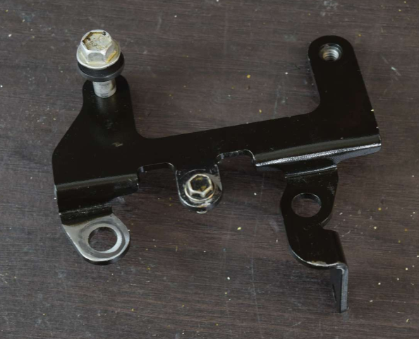 354061 Evinrude 2009 & UP ETEC STBD Ignition Coil Bracket 90 115 130 135 150+ HP