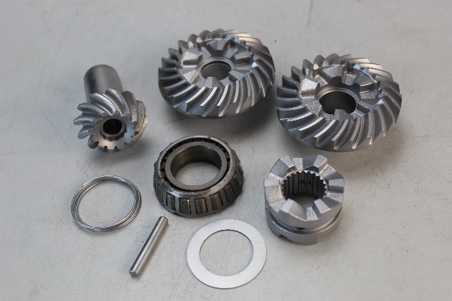 57300-94841 57621-94700 Suzuki 1985-1997 Gear Set DT 55 65 HP FRESHWATER