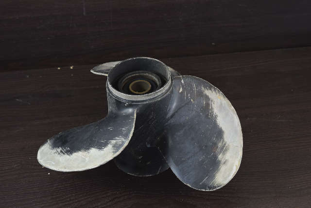 1968 & UP OMC Johnson Evinrude RH 14 x 11 Propeller 763301 40 45 50 55 60 65+ HP