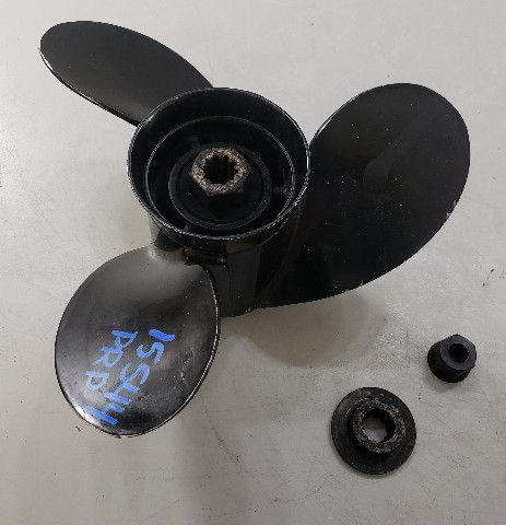 19640A40 Mercury 1980 & UP 10-3/8 x 13 RH Propeller 9.9 15 20 25 HP 2 Cyl