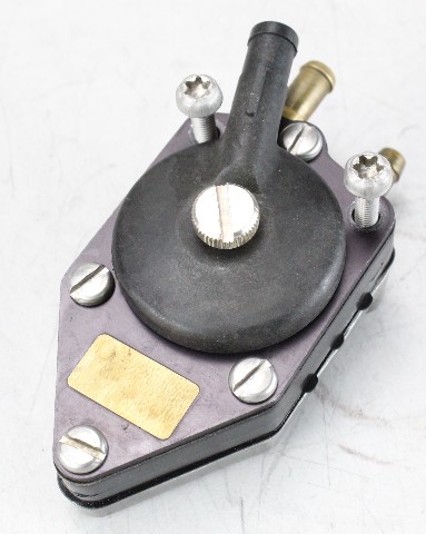 Johnson Evinrude 1990 - 1998 1999 2000 2001 Fuel Pump 25 28 35 40 45 50 55 60+ HP