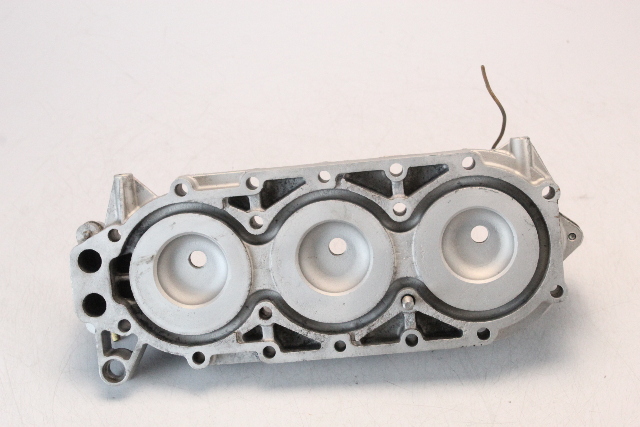 Johnson Evinrude 1974 1975 1976 1977 1978 Cylinder Head 70 75 HP 3 Cyl 2 Stroke